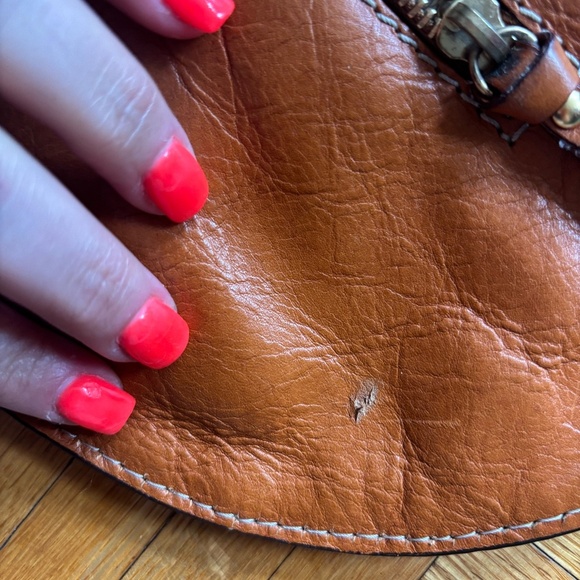 AMAZING western style leather Michael kore purse early 2010s * read descrpitoion - Picture 8 of 10